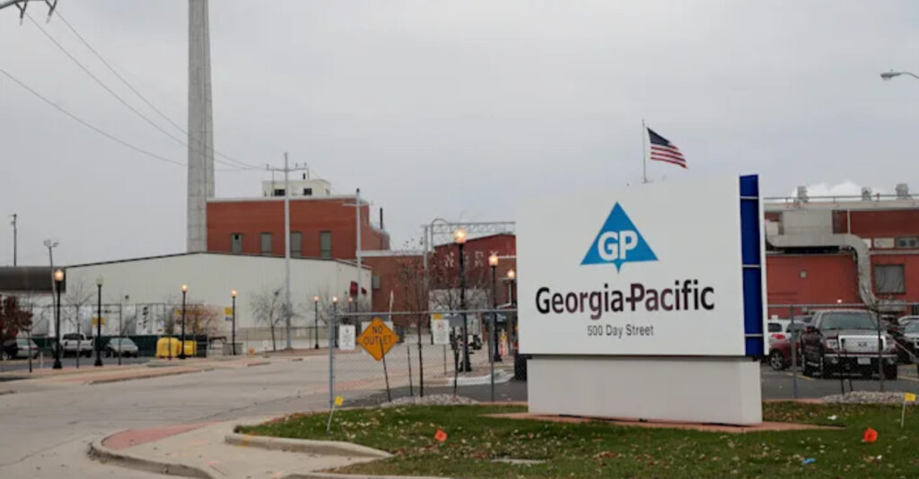 Georgia-Pacific to close Green Bay Day Street Mill